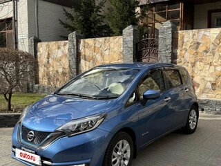 2018 Nissan Note e-Power II Рестайлинг, синий, 1280000 рублей, вид 1
