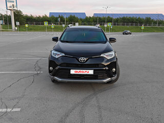 2016 Toyota RAV4 IV (XA40) Рестайлинг, чёрный, 2600000 рублей, вид 2