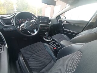 2022 Kia Ceed III Рестайлинг, чёрный, 2445000 рублей, вид 5