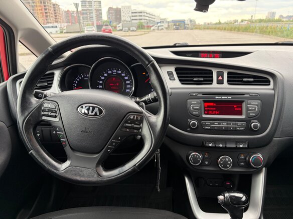 2015 Kia Ceed II, красный, 1036000 рублей - вид 7