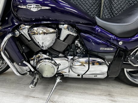 2006 Suzuki Boulevard M109R, фиолетовый, 980000 рублей, вид 5