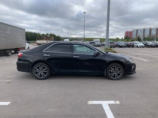 2017 Toyota Camry VII (XV50) Рестайлинг 2, чёрный, 2270000 рублей, вид 4
