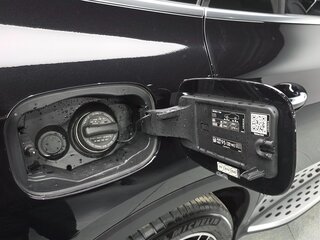 2025 Mercedes-Benz GLC 300 II (X254), чёрный, 7450000 рублей, вид 3