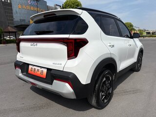 2024 Kia Sonet I Рестайлинг, красный, 1850000 рублей, вид 5