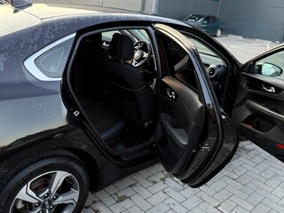2021 Kia Cerato IV Рестайлинг, чёрный, 1659000 рублей, вид 3