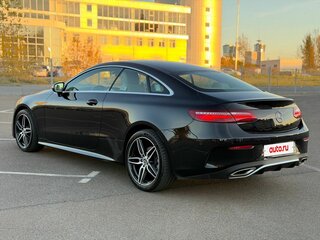 2019 Mercedes-Benz E-Класс 200 V (W213, S213, C238), чёрный, 4300000 рублей, вид 4