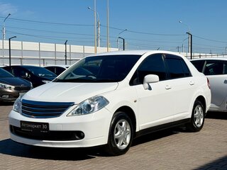 2005 Nissan Tiida I, белый, 649990 рублей, вид 2