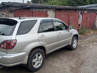 1999 Toyota Harrier I (XU10), серый, 780000 рублей, вид 3