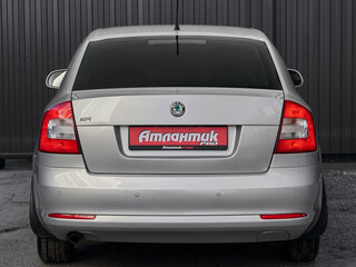 2012 Skoda Octavia II (A5) Рестайлинг, серый, 910000 рублей, вид 5