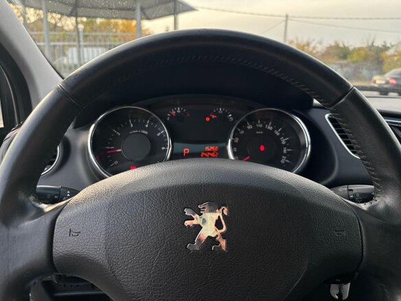 2011 Peugeot 3008 I, синий, 625000 рублей - вид 18
