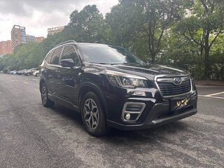 2020 Subaru Forester V, чёрный, 1842095 рублей, вид 2