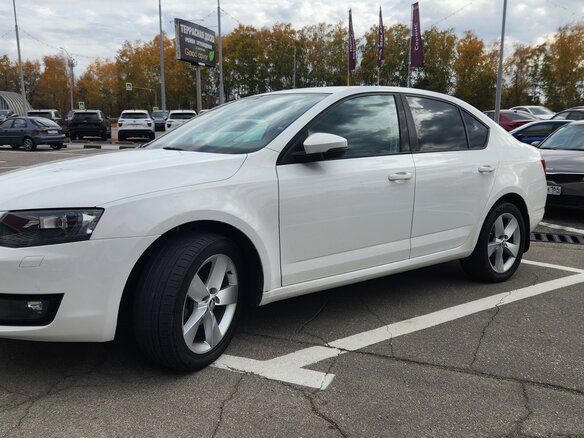 2014 Skoda Octavia III (A7), белый, 1130000 рублей - вид 7