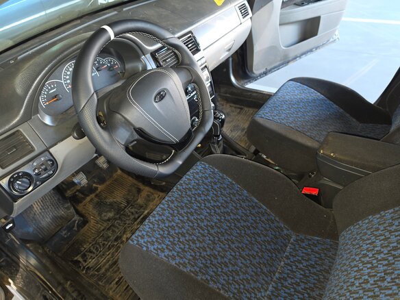 2008 Lada (ВАЗ) Priora I, чёрный, 145000 рублей - вид 4