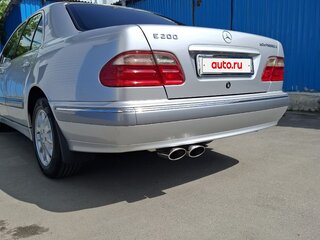 2000 Mercedes-Benz E-Класс 200 II (W210, S210) Рестайлинг, белый, 1350000 рублей, вид 4