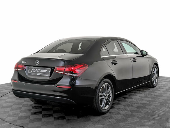 2018 Mercedes-Benz A-Класс 200 IV (W177), чёрный, 2160000 рублей - вид 4