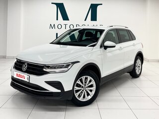 2021 Volkswagen Tiguan II Рестайлинг, белый, 3370000 рублей, вид 1