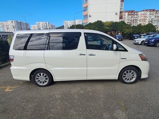 2005 Toyota Alphard I Рестайлинг, белый, 1550000 рублей, вид 3