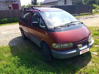 1992 Toyota Previa I (XR10, XR20), красный, 350000 рублей, вид 2