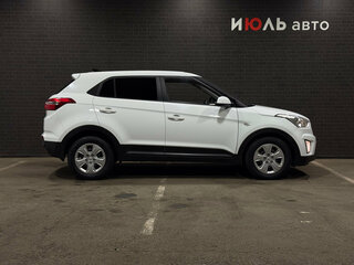 2018 Hyundai Creta I, белый, 1820000 рублей, вид 4