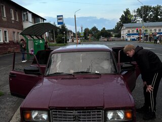 2004 Lada (ВАЗ) 2107, пурпурный, 85000 рублей, вид 1