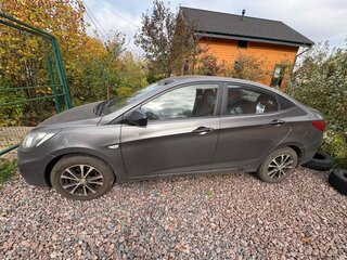 2013 Hyundai Solaris I, серый, 780000 рублей, вид 5