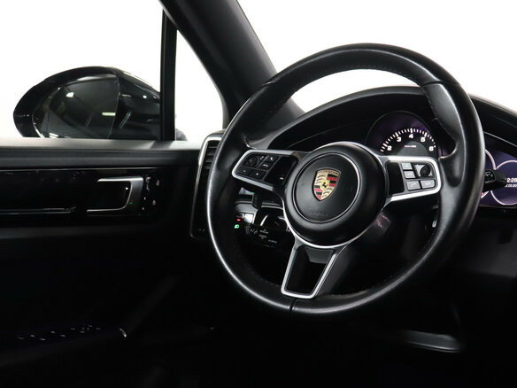 2020 Porsche Cayenne III, чёрный, 7400000 рублей - вид 14