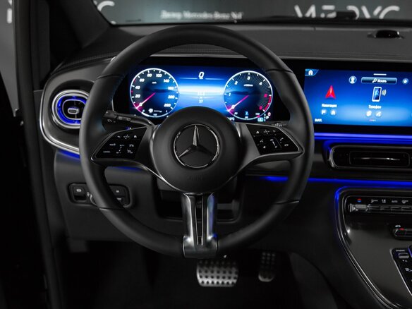 2026 Mercedes-Benz V-Класс Extra Long 300 d экстра длинный III (W447) Рестайлинг 2, чёрный, 18446400 рублей - вид 13
