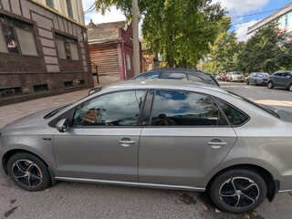 2019 Volkswagen Polo V Рестайлинг, серый, 1090000 рублей, вид 2