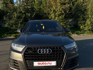 2017 Audi Q7 II (4M), серый, 3850000 рублей, вид 1