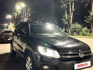 2014 Volkswagen Tiguan I Рестайлинг, чёрный, 1400000 рублей, вид 4