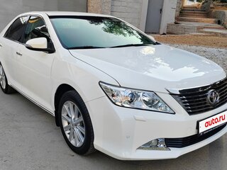 2014 Toyota Camry VII (XV50), белый, 2430000 рублей, вид 4