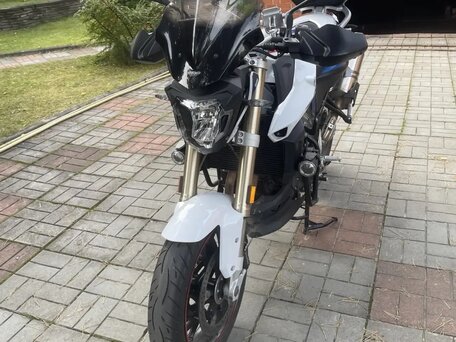 2018 BMW F 800 R, белый, 777000 рублей, вид 2