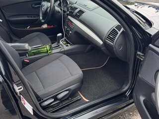2011 BMW 1 серии 118i I (E81/E82/E87/E88) Рестайлинг, чёрный, 794000 рублей, вид 2