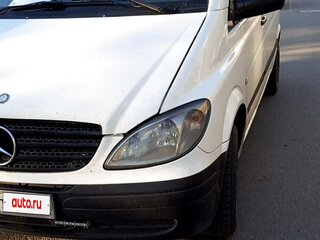 2004 Mercedes-Benz Vito II (W639), белый, 835000 рублей, вид 1