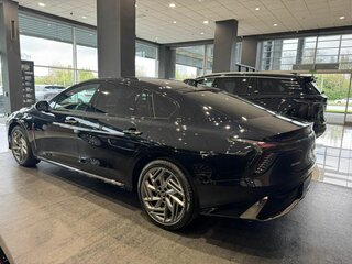 2025 Hongqi H6, чёрный, 4099000 рублей, вид 4