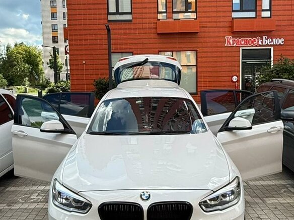 2017 BMW 1 серии 118i II (F20/F21) Рестайлинг, белый, 1465000 рублей - вид 4
