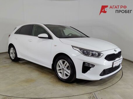 2018 Kia Ceed III, белый, 1525000 рублей, вид 3