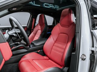 2025 Porsche Cayenne GTS Coupé III Рестайлинг, серый, 29375000 рублей, вид 3