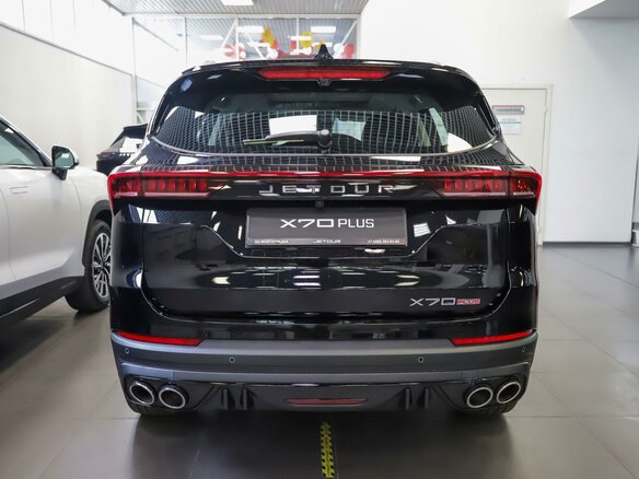 2026 Jetour X70+ I Рестайлинг, чёрный, 3399000 рублей - вид 2