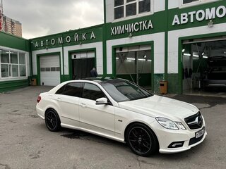 2011 Mercedes-Benz E-Класс 350 IV (W212, S212, C207), белый, 2000000 рублей, вид 5