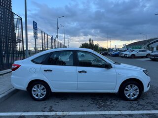 2021 Lada (ВАЗ) Granta I Рестайлинг, белый, 550000 рублей, вид 4