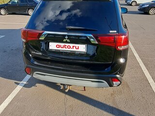 2021 Mitsubishi Outlander III Рестайлинг 3, чёрный, 2390000 рублей, вид 2