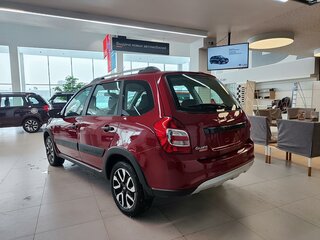 2026 Lada (ВАЗ) Granta Cross I Рестайлинг, красный, 1216000 рублей, вид 4