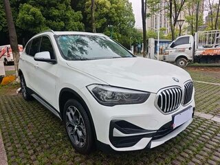 2022 BMW X1 Long 20Li sDrive II (F48) Рестайлинг, белый, 2230000 рублей, вид 3