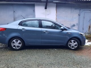 2013 Kia Rio III, голубой, 770000 рублей, вид 4