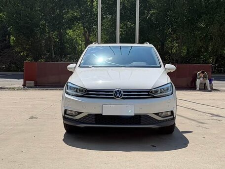 Volkswagen Touran II