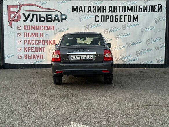 2018 Lada (ВАЗ) Priora I Рестайлинг, серый, 725000 рублей - вид 4