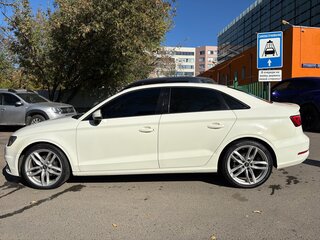 2014 Audi A3 III (8V), белый, 1490000 рублей, вид 3