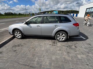 2011 Subaru Outback IV, серебристый, 1090000 рублей, вид 4