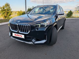 2023 BMW X1 28i xDrive III (U11/U12), чёрный, 3335000 рублей, вид 4